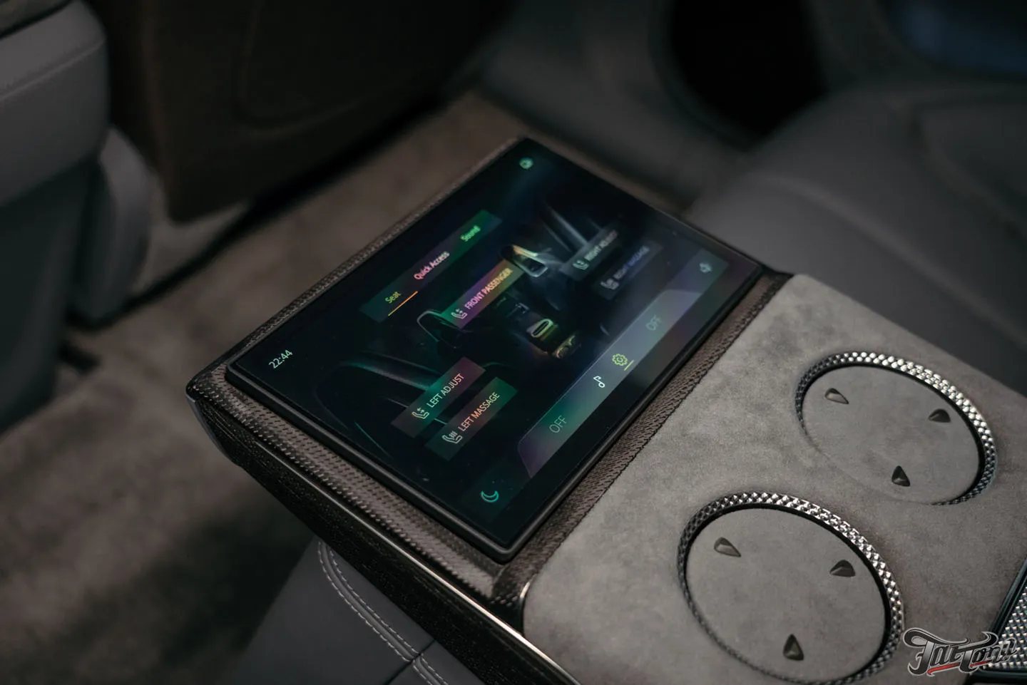 Обзор нового электрокроссовера Lotus Eletre R+, окрас бамперов и оклейка полиуретаном
